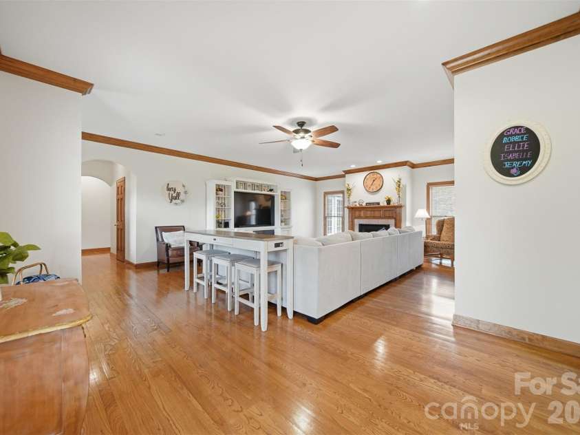 3330 Shamrock Heights, Hudson, NC 28638.  MLS# CAR4362059, YatesRealty ID 17247. 