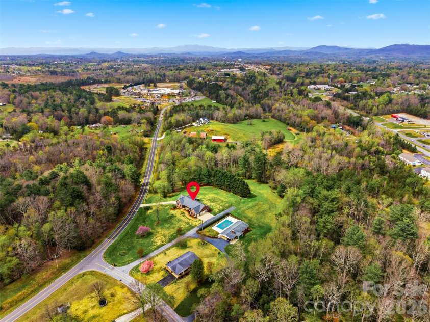 3330 Shamrock Heights, Hudson, NC 28638.  MLS# CAR4362059, YatesRealty ID 17247. 