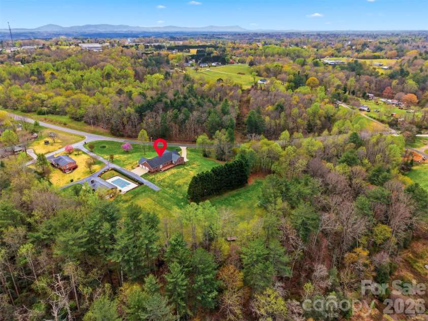 3330 Shamrock Heights, Hudson, NC 28638.  MLS# CAR4362059, YatesRealty ID 17247. 