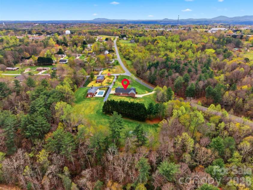 3330 Shamrock Heights, Hudson, NC 28638.  MLS# CAR4362059, YatesRealty ID 17247. 