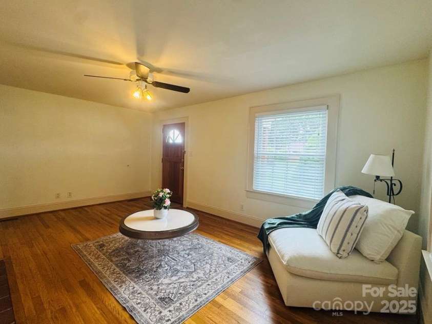 2357 28th Street, Hickory, NC 28601.  MLS# CAR4260047, YatesRealty ID 17249. 