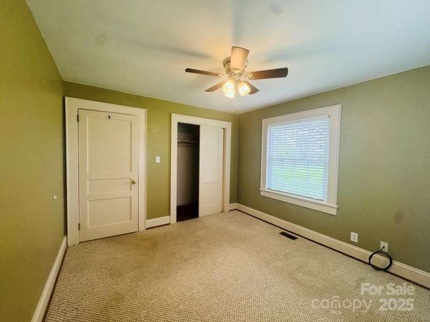 2357 28th Street, Hickory, NC 28601.  MLS# CAR4260047, YatesRealty ID 17249. 