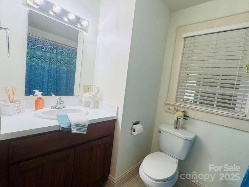 2357 28th Street, Hickory, NC 28601.  MLS# CAR4260047, YatesRealty ID 17249. 