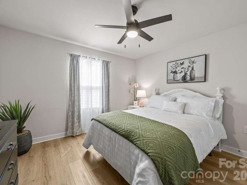 439 Grandiflora Avenue, Lancaster, SC 29720.  MLS# CAR4373456, YatesRealty ID 17249. Bedroom