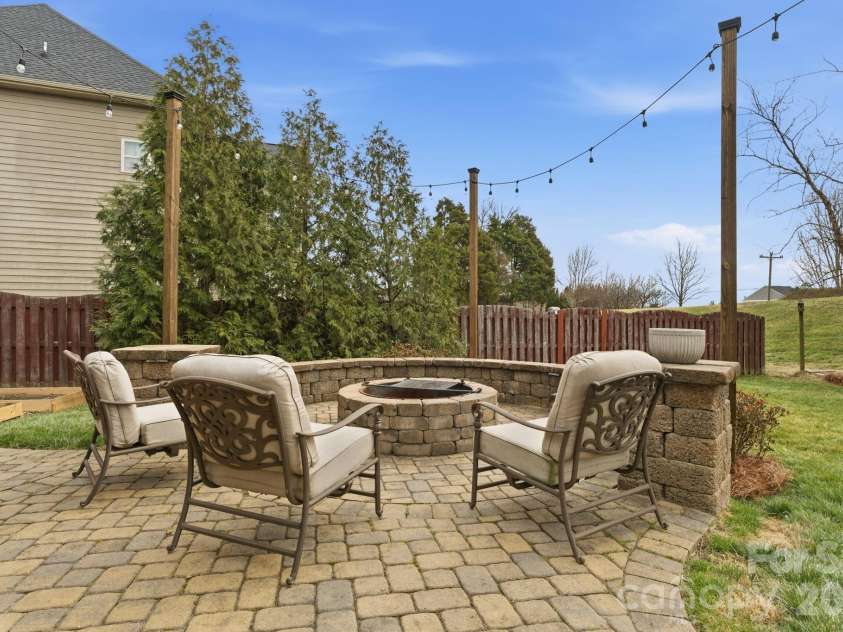 770 Franklin Tree Drive, Concord, NC 28027.  MLS# CAR4345499, YatesRealty ID 1725. 