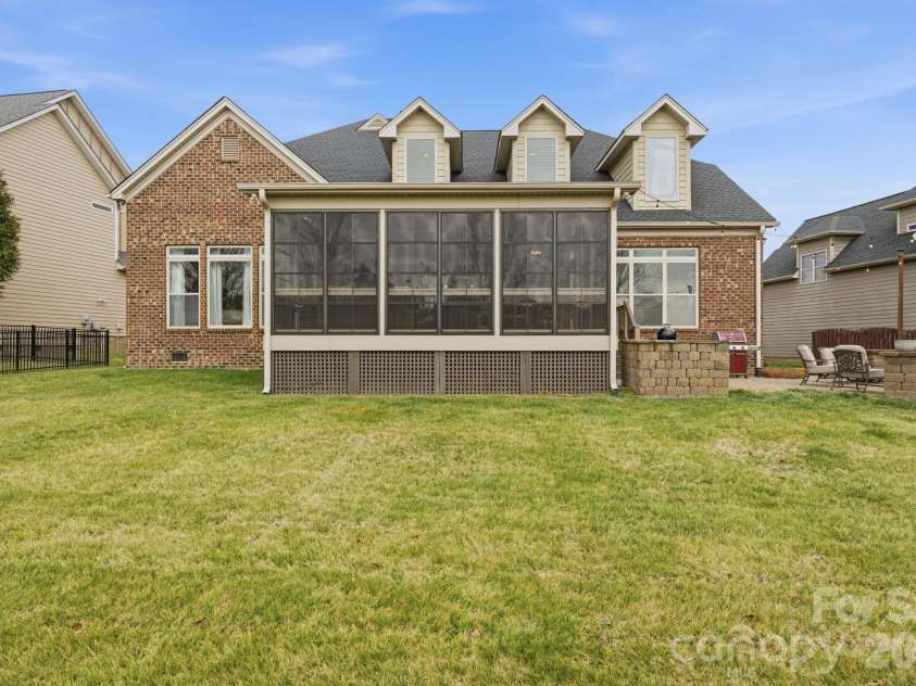 770 Franklin Tree Drive, Concord, NC 28027.  MLS# CAR4345499, YatesRealty ID 1725. 