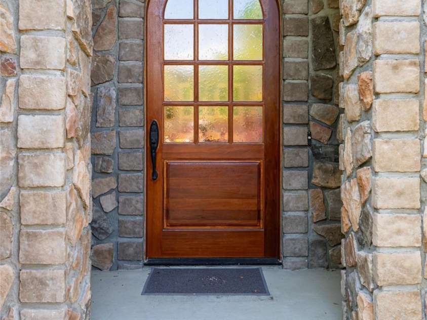 7 Ashley Road, Asheville, NC 28805.  MLS# CAR4370174, YatesRealty ID 17250. Architectural Detail