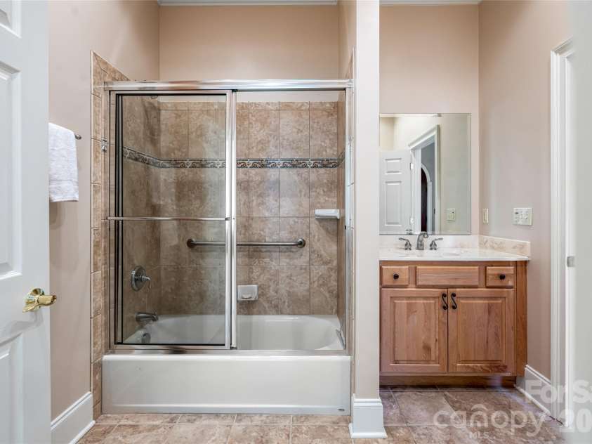 7 Ashley Road, Asheville, NC 28805.  MLS# CAR4370174, YatesRealty ID 17250. Guest Bath Two