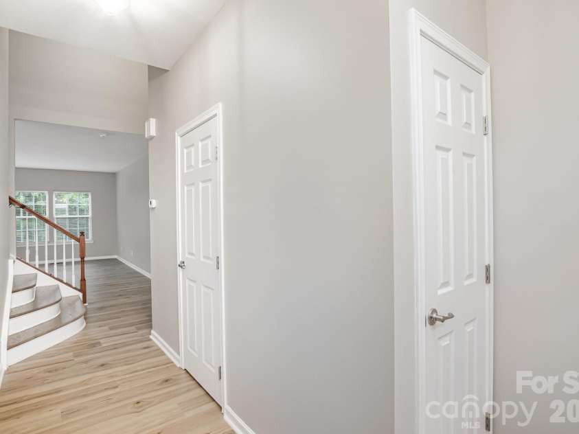 121 Inlet Point Drive, Tega Cay, SC 29708.  MLS# CAR4357660, YatesRealty ID 17251. 