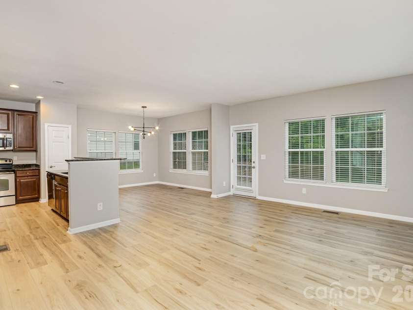121 Inlet Point Drive, Tega Cay, SC 29708.  MLS# CAR4357660, YatesRealty ID 17251. 