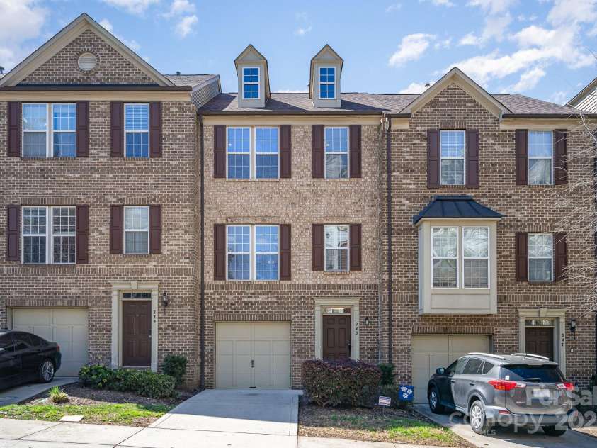 243 Lincoln Street, Charlotte, NC 28203.  MLS# CAR4259345, YatesRealty ID 17251. Front Elevation