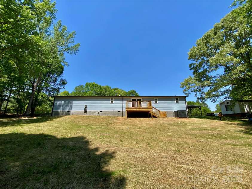 109 Bee Tree Lane, Salisbury, NC 28144.  MLS# CAR4248871, YatesRealty ID 17252. 