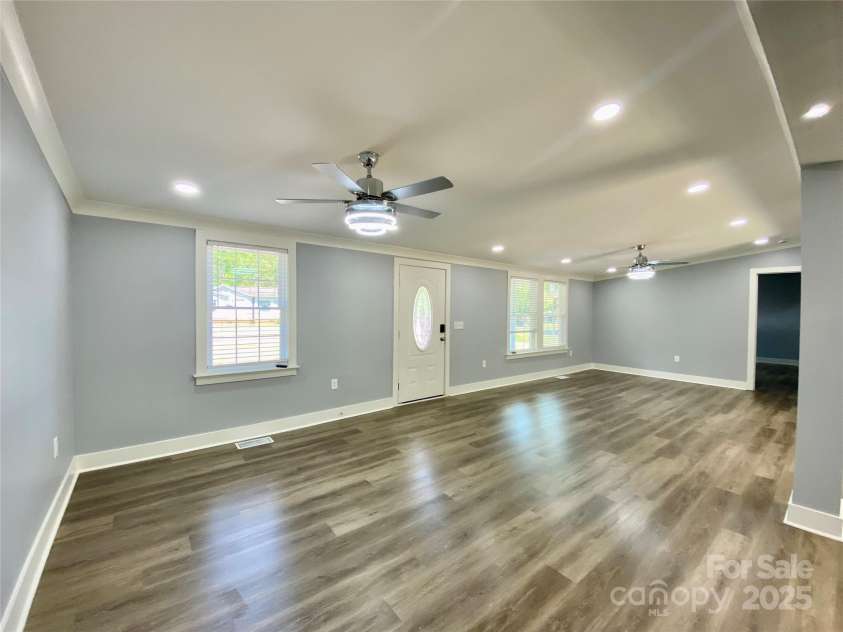 109 Bee Tree Lane, Salisbury, NC 28144.  MLS# CAR4248871, YatesRealty ID 17252. 