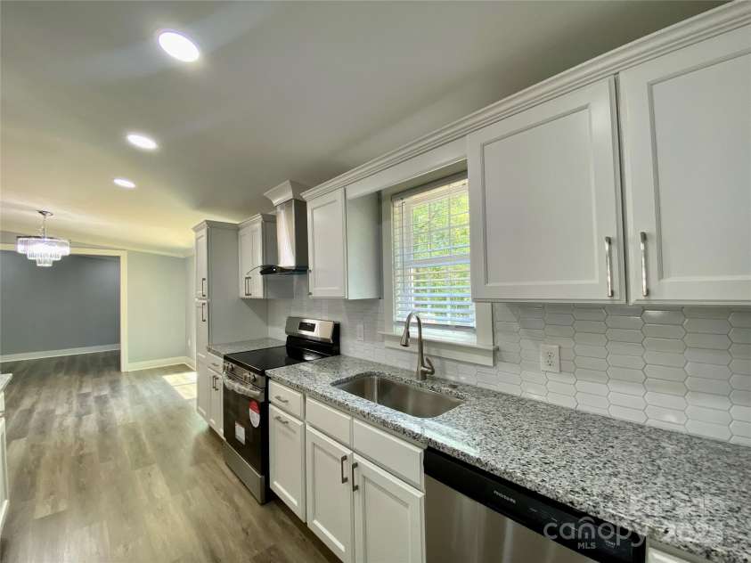 109 Bee Tree Lane, Salisbury, NC 28144.  MLS# CAR4248871, YatesRealty ID 17252. 