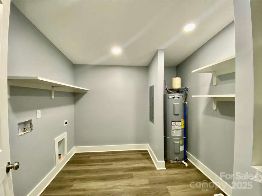 109 Bee Tree Lane, Salisbury, NC 28144.  MLS# CAR4248871, YatesRealty ID 17252. 
