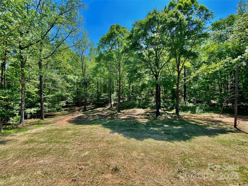 109 Bee Tree Lane, Salisbury, NC 28144.  MLS# CAR4248871, YatesRealty ID 17252. 