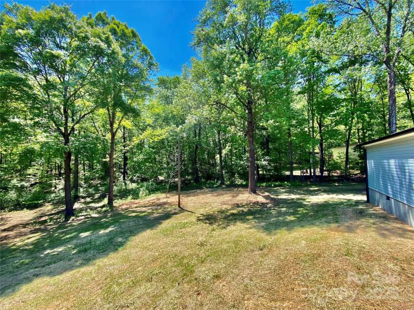 109 Bee Tree Lane, Salisbury, NC 28144.  MLS# CAR4248871, YatesRealty ID 17252. 