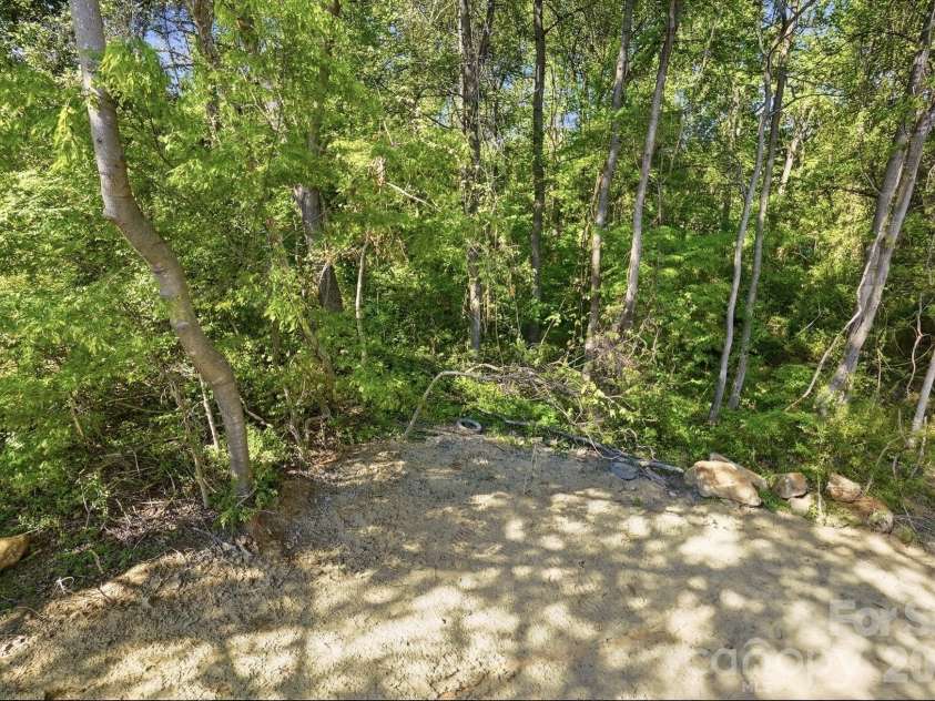 1741 Moss Court, Gastonia, NC 28054.  MLS# CAR4368108, YatesRealty ID 17252. Back Yard