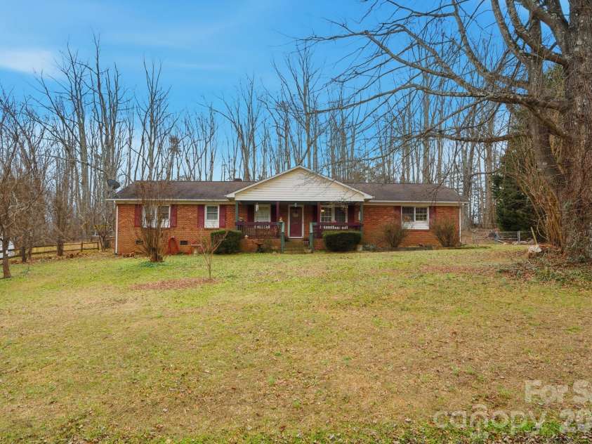 488 Miners Road, Lincolnton, NC 28092.  MLS# CAR4340518, YatesRealty ID 17253. 
