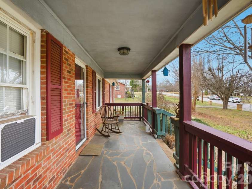 488 Miners Road, Lincolnton, NC 28092.  MLS# CAR4340518, YatesRealty ID 17253. 