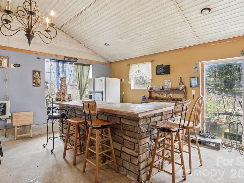 488 Miners Road, Lincolnton, NC 28092.  MLS# CAR4340518, YatesRealty ID 17253. 