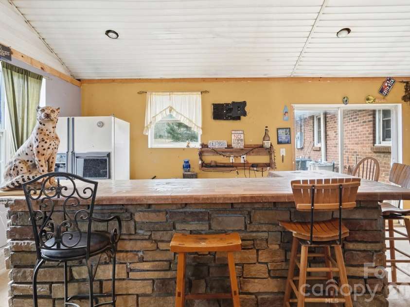 488 Miners Road, Lincolnton, NC 28092.  MLS# CAR4340518, YatesRealty ID 17253. 