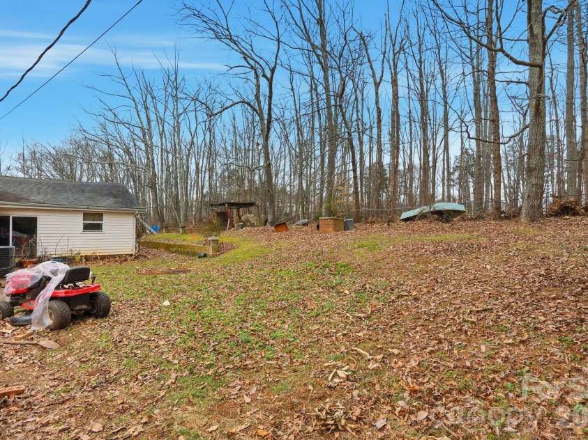 488 Miners Road, Lincolnton, NC 28092.  MLS# CAR4340518, YatesRealty ID 17253. 
