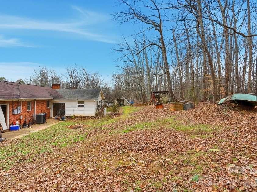 488 Miners Road, Lincolnton, NC 28092.  MLS# CAR4340518, YatesRealty ID 17253. 