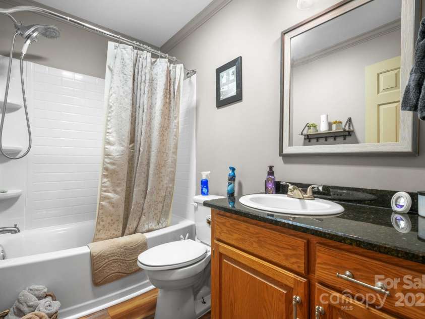 4441 Snyders Way, Lenoir, NC 28645.  MLS# CAR4317658, YatesRealty ID 17254. 
