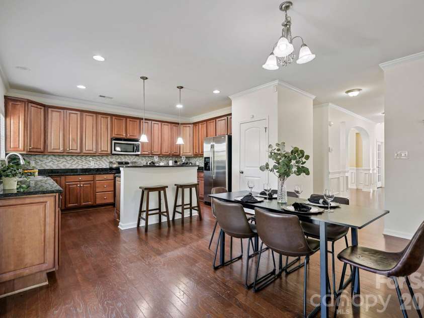 17319 Silas Place Drive, Davidson, NC 28036.  MLS# CAR4400138, YatesRealty ID 17255. 