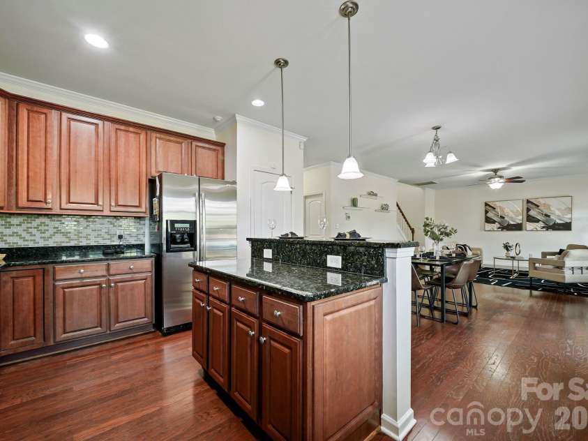 17319 Silas Place Drive, Davidson, NC 28036.  MLS# CAR4400138, YatesRealty ID 17255. 