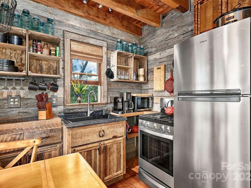 96 Evergreen Galax Lane, Maggie Valley, NC 28751.  MLS# CAR4252459, YatesRealty ID 17255. 