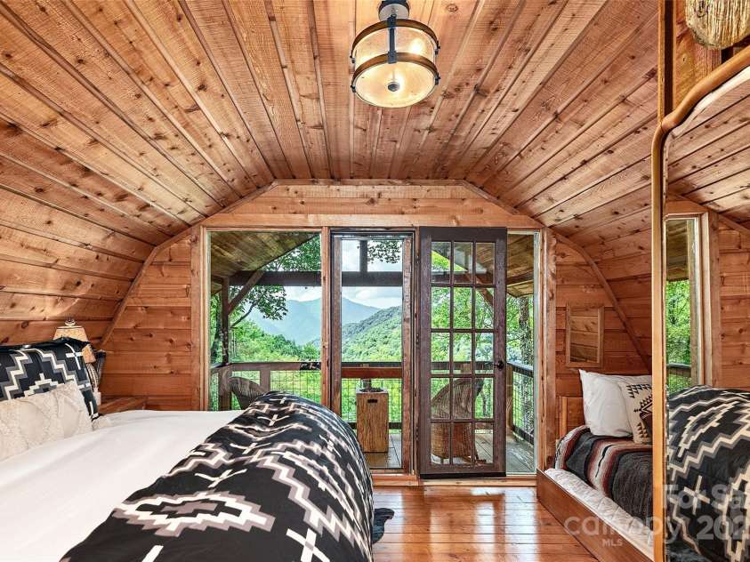 96 Evergreen Galax Lane, Maggie Valley, NC 28751.  MLS# CAR4252459, YatesRealty ID 17255. 