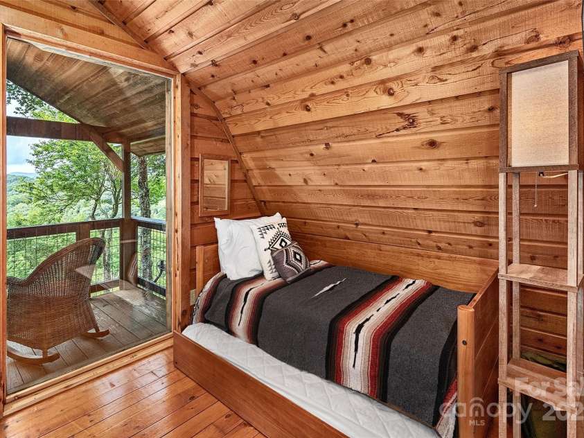 96 Evergreen Galax Lane, Maggie Valley, NC 28751.  MLS# CAR4252459, YatesRealty ID 17255. 