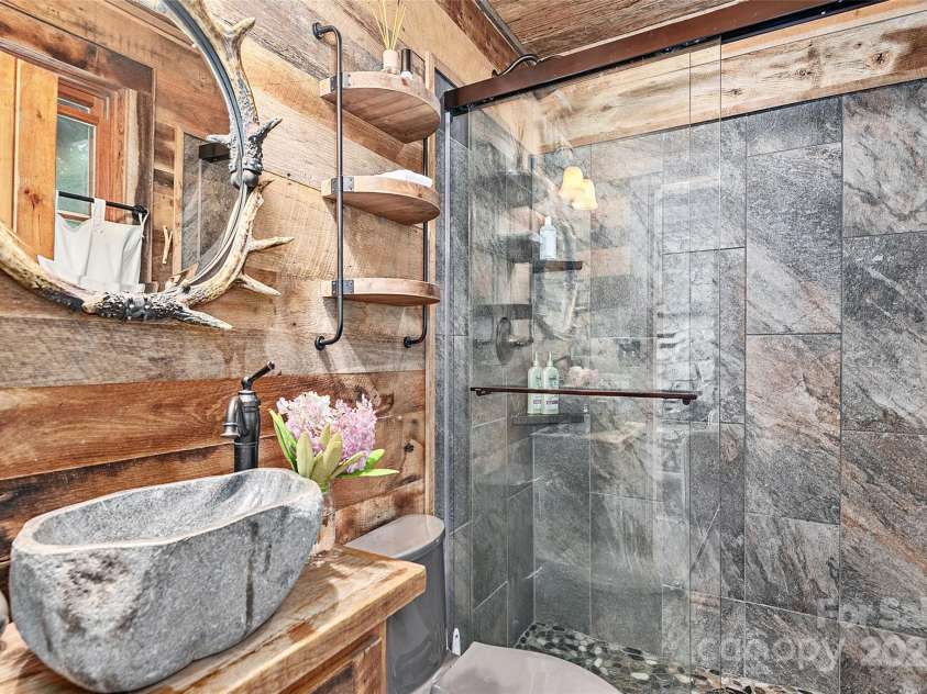 96 Evergreen Galax Lane, Maggie Valley, NC 28751.  MLS# CAR4252459, YatesRealty ID 17255. 