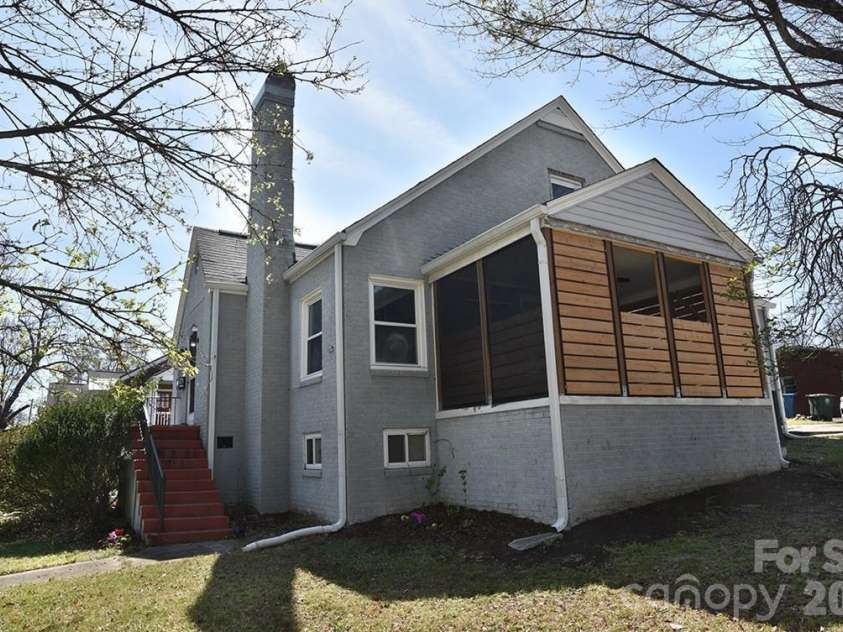629 Council Street, Salisbury, NC 28144.  MLS# CAR4359470, YatesRealty ID 17256. 