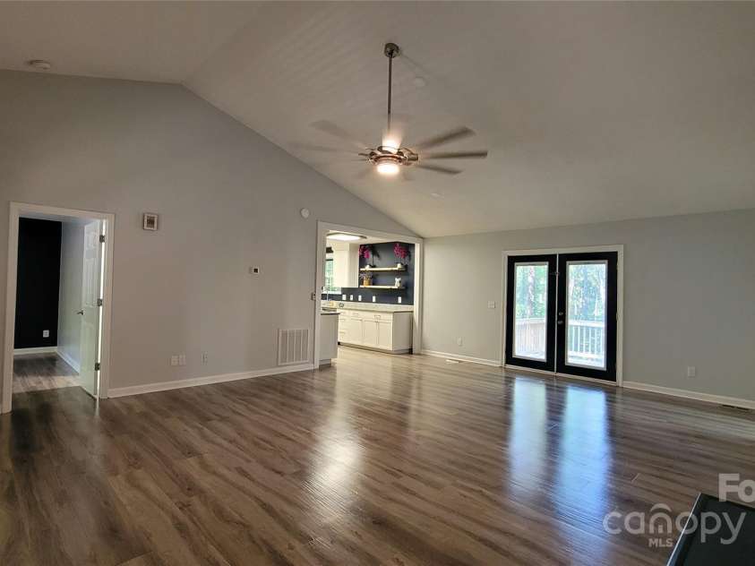 109 Pepper Circle, Mooresville, NC 28117.  MLS# CAR4263825, YatesRealty ID 17258. 