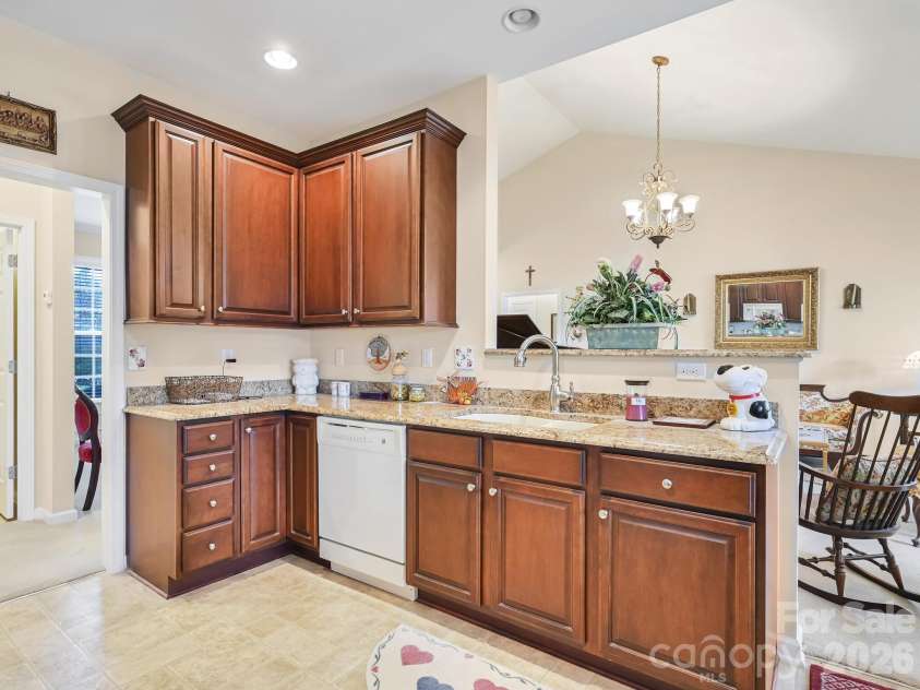 19 Pamlico Road, Fletcher, NC 28732.  MLS# CAR4304900, YatesRealty ID 17259. 