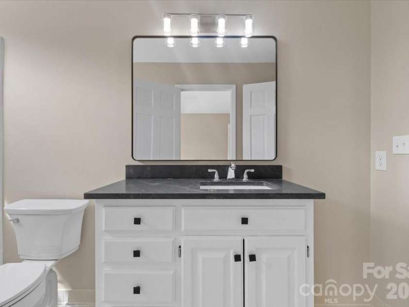 5916 Cashion Road, Huntersville, NC 28078.  MLS# CAR4311931, YatesRealty ID 1726. 