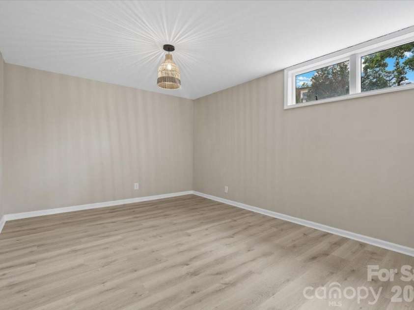 5916 Cashion Road, Huntersville, NC 28078.  MLS# CAR4311931, YatesRealty ID 1726. 