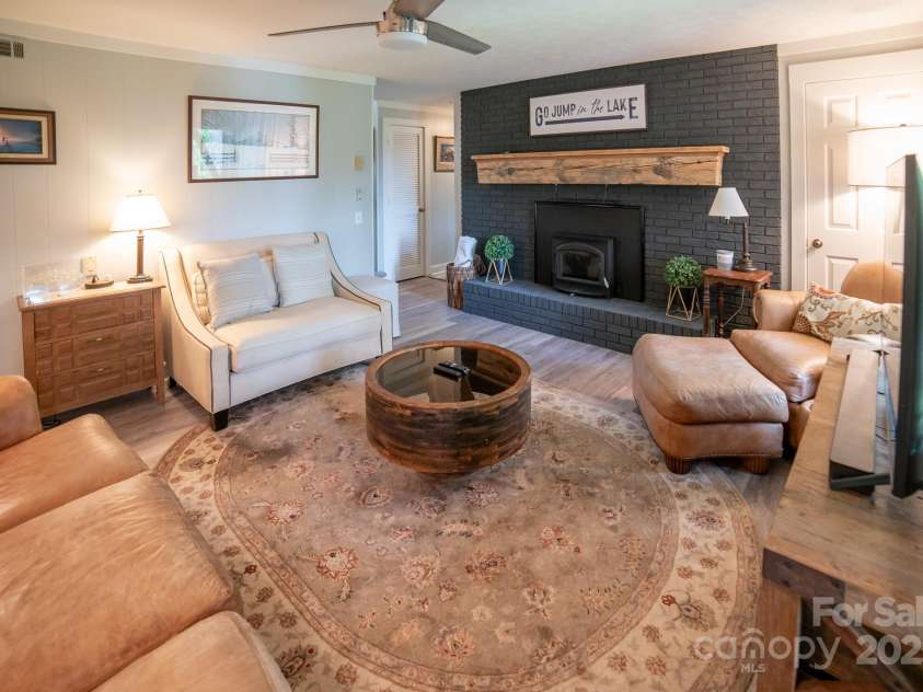 6149 Shore Drive, Nebo, NC 28761.  MLS# CAR4253928, YatesRealty ID 17260. 