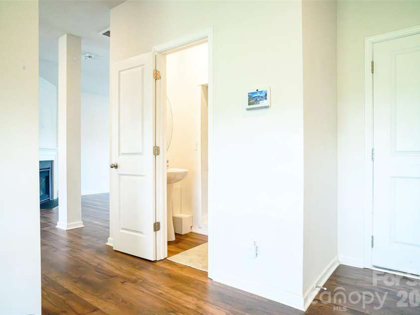 228 Ridgeview Lane, Mars Hill, NC 28754.  MLS# CAR4362306, YatesRealty ID 17262. 