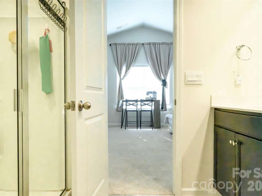228 Ridgeview Lane, Mars Hill, NC 28754.  MLS# CAR4362306, YatesRealty ID 17262. 