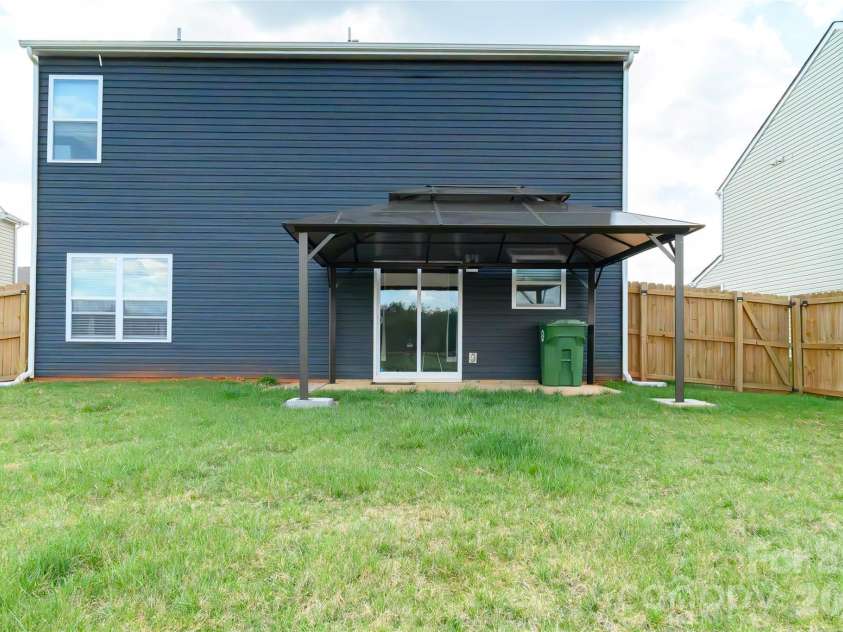 228 Ridgeview Lane, Mars Hill, NC 28754.  MLS# CAR4362306, YatesRealty ID 17262. 