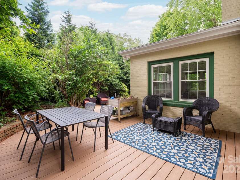 303 Country Club Road, Asheville, NC 28804.  MLS# CAR4310380, YatesRealty ID 17262. Great outdoor spaces for entertaining