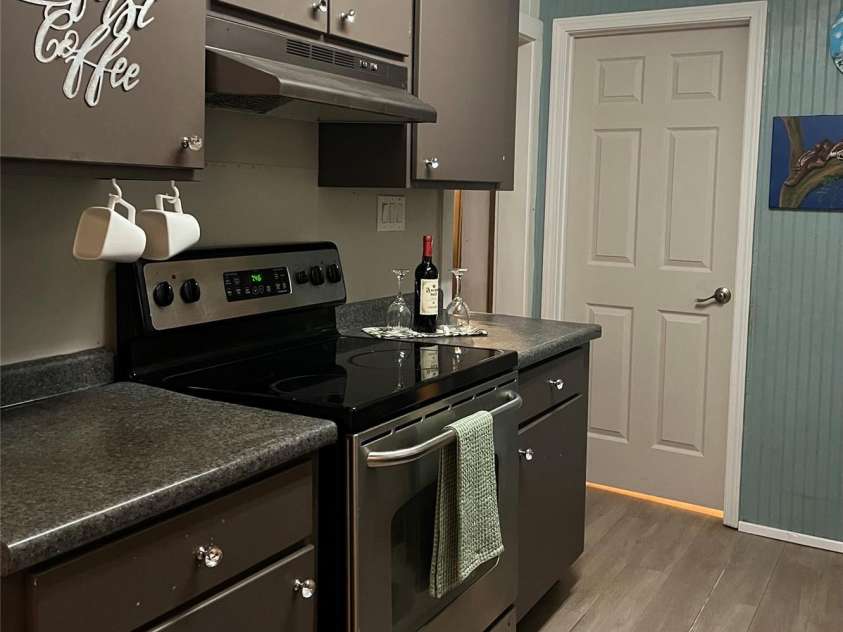 86 R And R Hyder Lane, Hendersonville, NC 28792.  MLS# CAR4343461, YatesRealty ID 17263. 