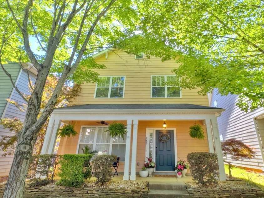 240 Faust Road, Davidson, NC 28036.  MLS# CAR4251499, YatesRealty ID 17264. 