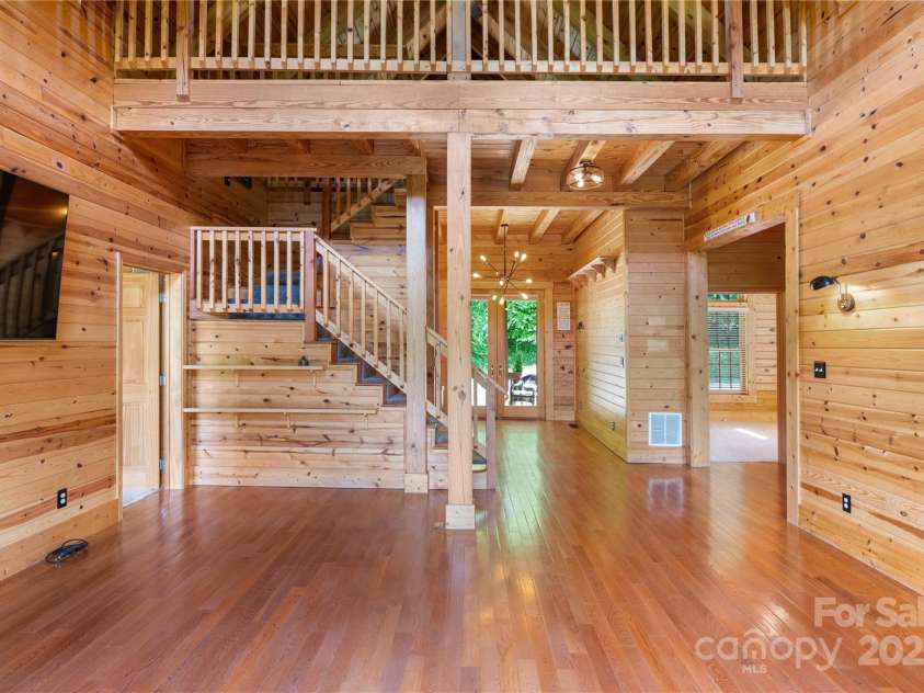 148 Pearl Way, Burnsville, NC 28714.  MLS# CAR4260712, YatesRealty ID 17265. 