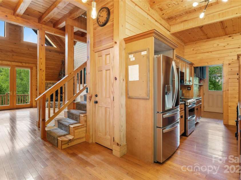 148 Pearl Way, Burnsville, NC 28714.  MLS# CAR4260712, YatesRealty ID 17265. 