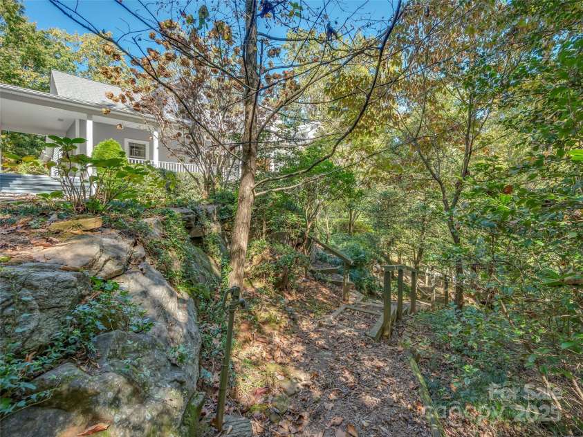 89 Memory Lane, Saluda, NC 28773.  MLS# CAR4314007, YatesRealty ID 17265. 